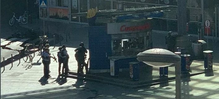 Έληξε η ομηρία στον σιδηροδρομικό σταθμό της Κολωνίας – Συνελήφθη ο δράστης